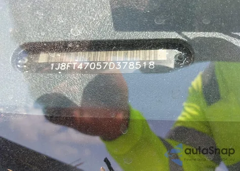 2007 Jeep Compass Sport from USA, damaged, VIN 1J8FT47057D378518